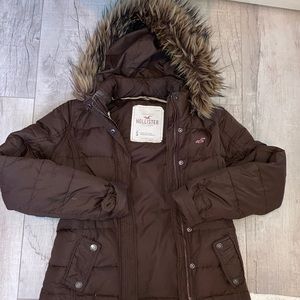 Brown hollister coat with faux fur hood